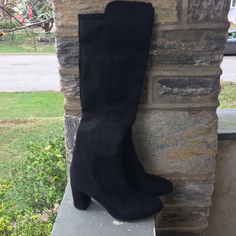 🦋 Marc Fisher Black Suede Knee Boots - 7M